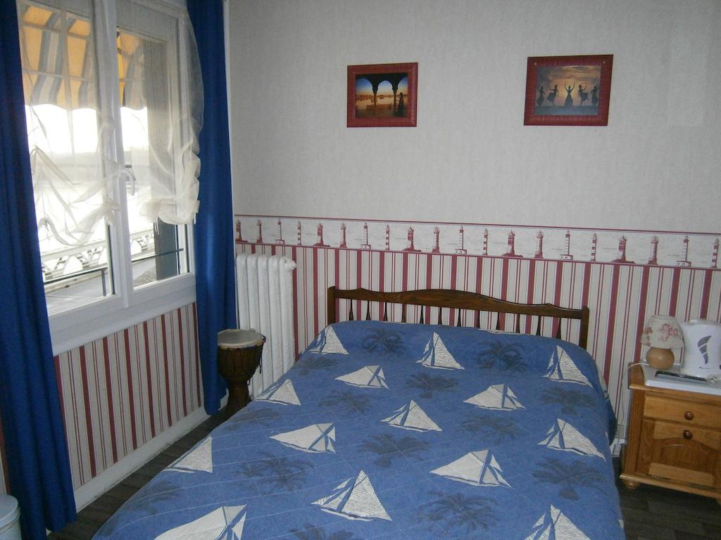 Le Petit Pecheur Hotel Saint-Florent-le-Vieil Exterior foto